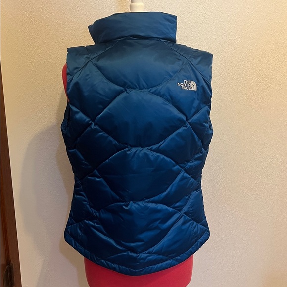The North Face Women's Down Vest - Picture 2 of 6